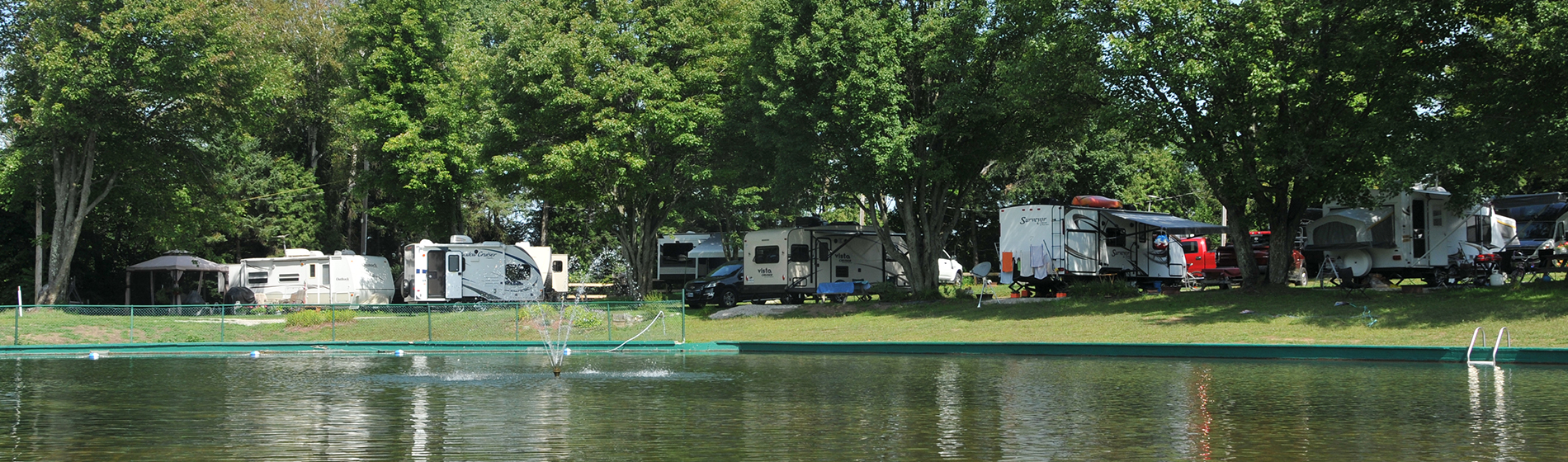 Réservez dans l'un des plus beau camping du Québec : Camping Lac-Saint-Michel Réservez dans l'un des plus beau camping du Québec : Camping Lac-Saint-Michel